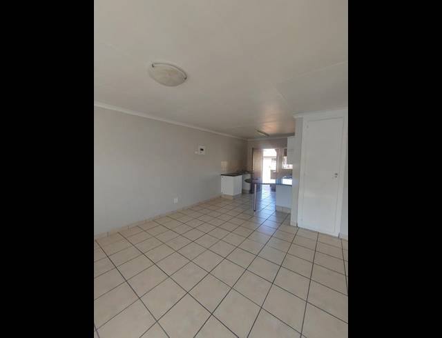 2 BEDROOM PROPERTY TO RENT IN KENLEAF